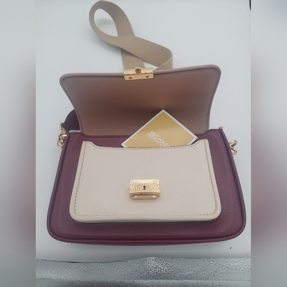 Michael Kors Bradshaw Boxy Flap Crossbody In Berry Retail $368 - Picture 8 of 12